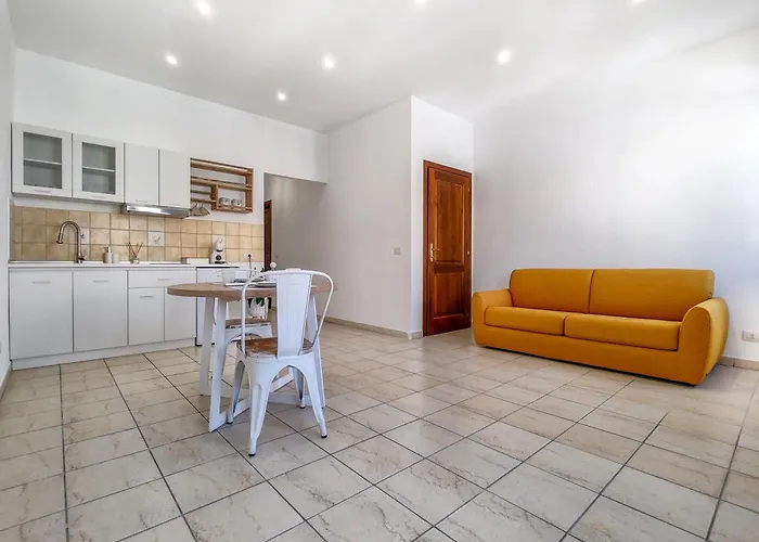 Апартаменты Emme House *