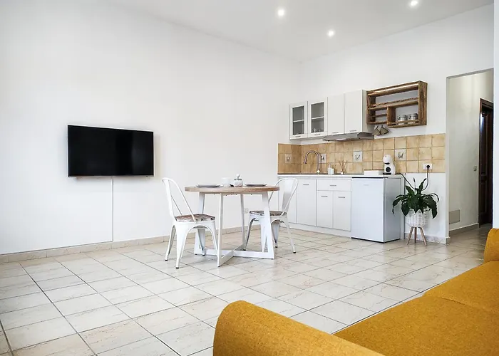 Emme House Apartamento *